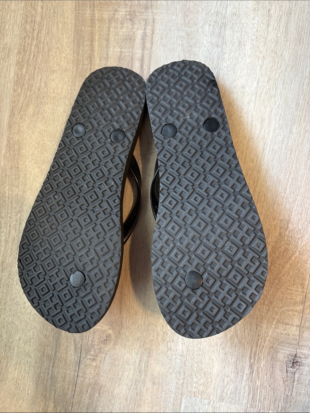 Tory Burch Black Flip Flops with Gold Logo - Picture 2 of 2